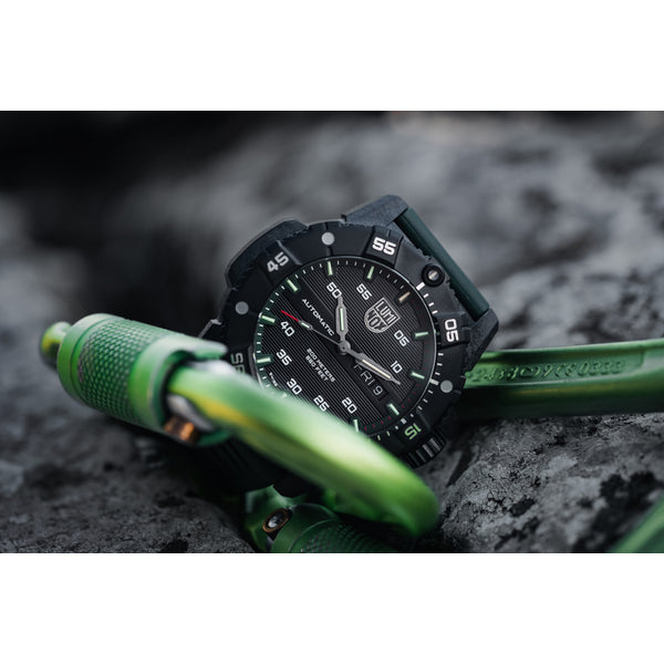 MASTER CARBON SEAL AUTOMATIC 3860 SERIES Ref.3877 - メディア 7