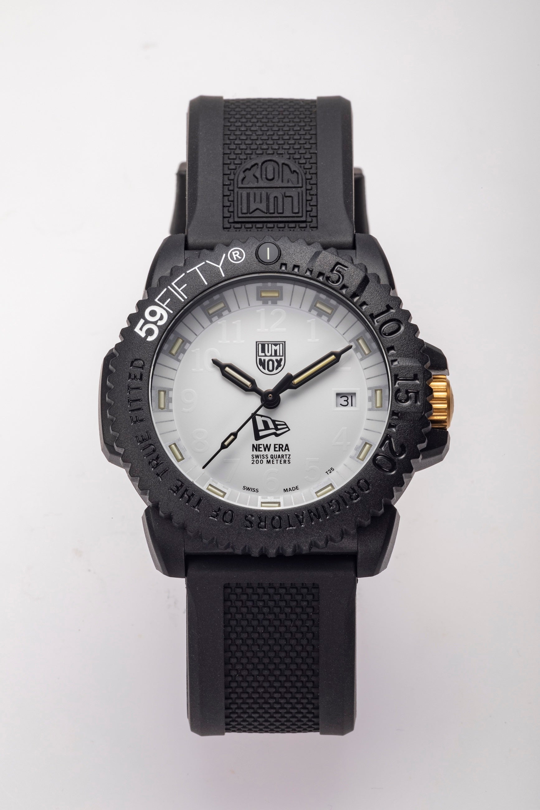 LUMINOXシリーズ3050 LIMITED】NAVY SEAL COLORMARK 3050 SERIES Ref.Luminox x NEW ERA