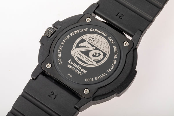 【LIMITED】ORIGINAL NAVY SEAL 3000 SERIES Ref.Luminox x NEW ERA 3001 70thAnniversary - メディア 6