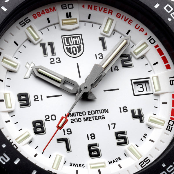 BEAR GRYLLS MOUNTAIN 3730 SERIES Ref.3737 Limited Edition - メディア 3