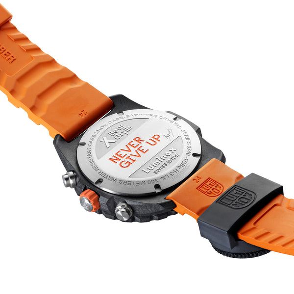 BEAR GRYLLS SURVIVAL 3740 MASTER SERIES Ref.3749 - メディア 3
