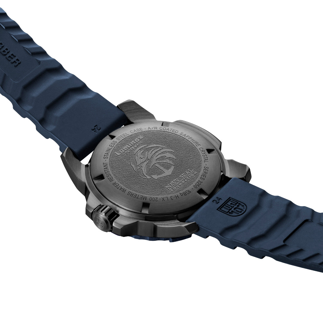 2024年7月26日発売【NEW】NAVY SEAL FOUNDATION 3250 SERIES Ref.3255.CB.NSF