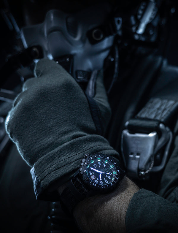 【NEW】F-117 - Nighthawk x Skunk Works  6440 SERIES Ref.6442.HERITAGE.SET - メディア 8
